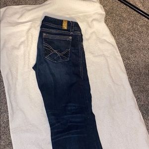 Maurices jeans